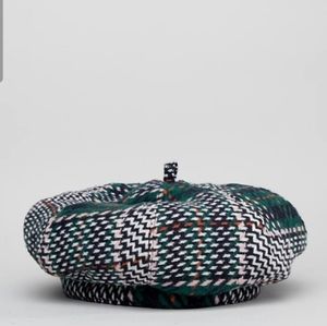 Tweed beret